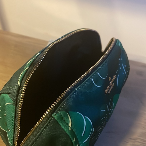 NWT Kate Spade Chelsea monstera leaves small bag, green - Picture 6 of 10